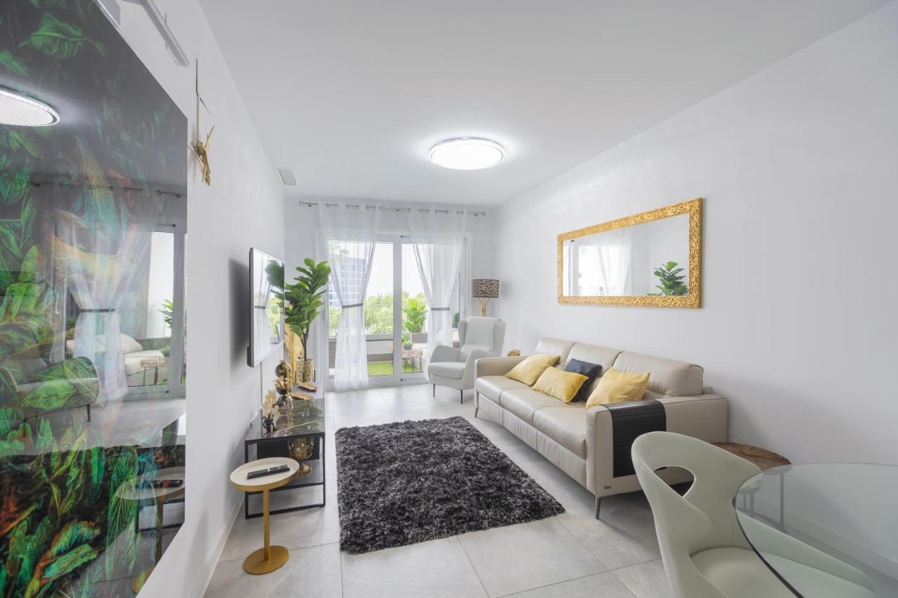 Marbella Luxury Brand New 2-Bedroom Apartment, 3 Min Walk To The Beach! Kültér fotó
