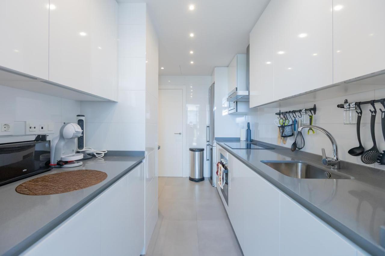 Marbella Luxury Brand New 2-Bedroom Apartment, 3 Min Walk To The Beach! Kültér fotó
