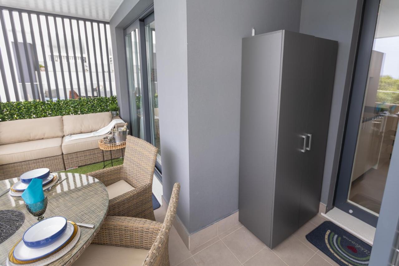Marbella Luxury Brand New 2-Bedroom Apartment, 3 Min Walk To The Beach! Kültér fotó